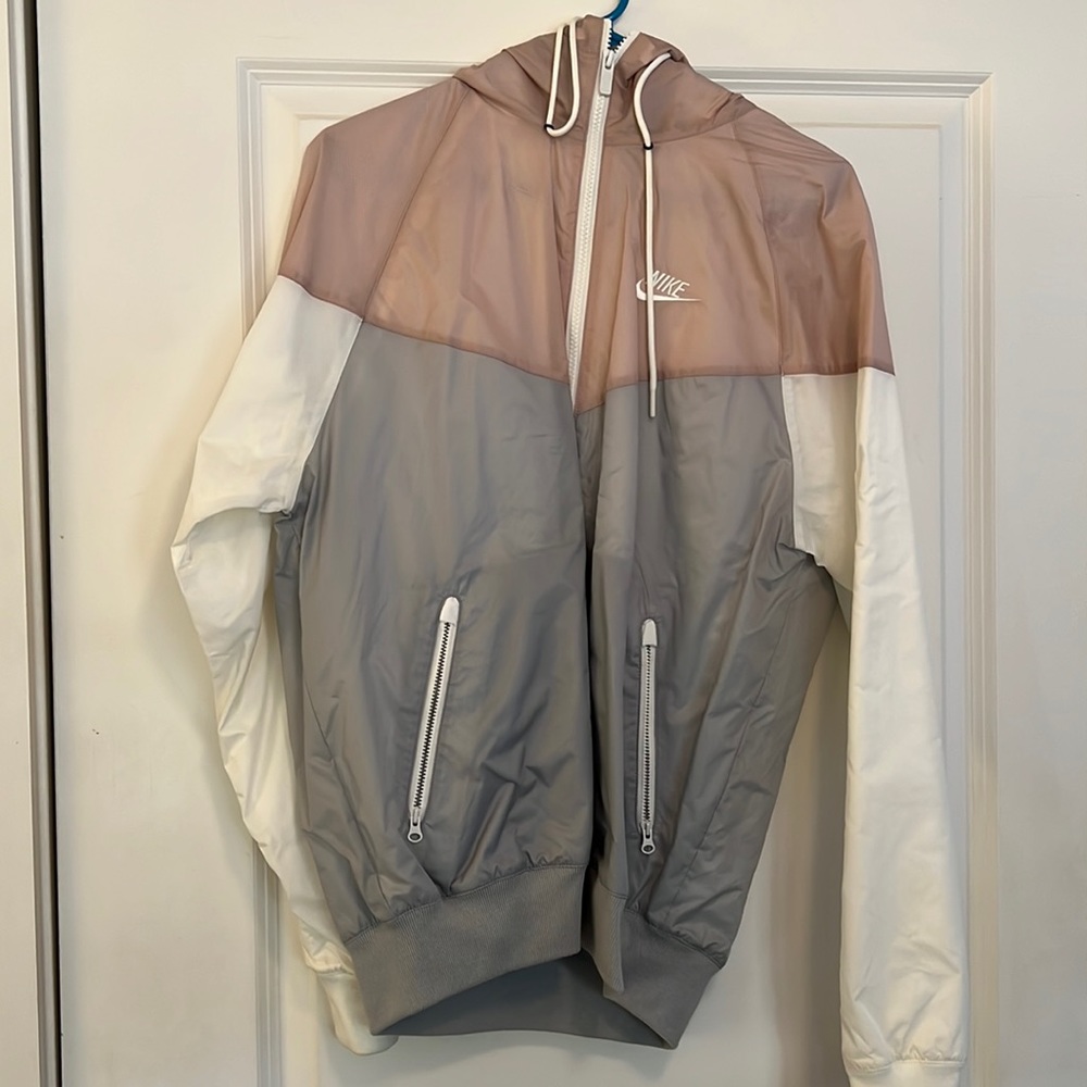 Nike wind breaker